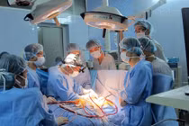 Mừng, lo mổ nội soi tim