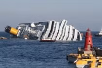 Lật tàu, 41 người chết và mất tích