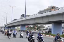 Kỳ lạ câu chuyện “long mạch” của một cây cầu vượt