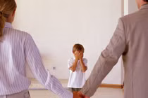 Có nên xét nghiệm ADN để xách định huyết thống?