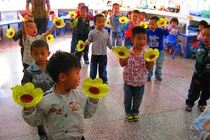 Hàng loạt trẻ nhỏ nhập viện vì mắc bệnh “chấm đỏ“