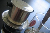 Cảnh báo “Cafe chết máy” bẫy người đi đường