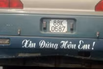 Biển cảnh báo “siêu độc” trên xe tải