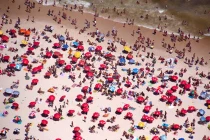 Ngắm các bãi biển mùa hè từ trên không