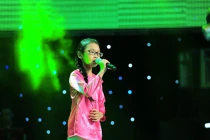 Mr Đàm mời các “hiện tượng” The Voice Kids bay show