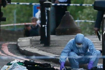 Kinh hoàng lính Anh bị “khủng bố” chặt đầu giữa phố