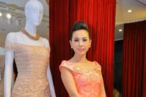 Hoa hậu Thu Hoài tươi trẻ bất ngờ