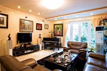 Ngôi nhà “đế vương” của nhạc sĩ Phú Quang 