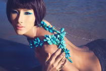 Ngắm thế hệ siêu mẫu “ngực lép” của showbiz Việt