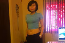 “Vợ 3” Hiệp Gà lột xác với thời trang sành điệu 