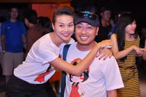 Thanh Hằng ôm chặt Dũng Khùng ra mắt “Mỹ nhân kế“