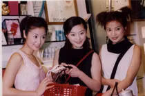 Ba người đẹp Hoàn Châu Cách Cách thời “quê mùa“