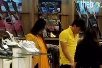 Thủy Tiên đi shopping cùng chồng sau sinh