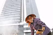 EVN nhất định tăng giá điện để có lãi 2013