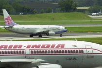 Cơ trưởng “nhốt” ngoài buồng lái, máy bay hạ cánh khẩn cấp