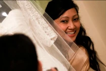 Những khoảnh khắc “khó đỡ” trong đám cưới (10)