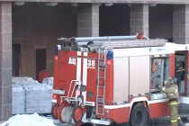 Nhà cao tầng cháy tầng hầm, 10 người chết