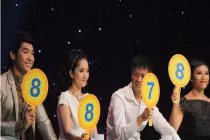 Khánh Thi “đá xéo” đồng nghiệp Bước nhảy hoàn vũ