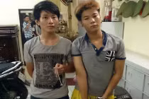 Đặc nhiệm đá văng xe 2 tên cướp tuổi teen