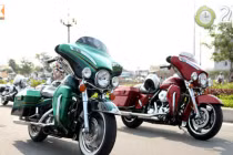 “Vua đường trường” Harley Road King “đại náo” Việt Nam