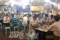 Quán bia hơi Hà Nội kiếm 50 triệu/ngày nhờ nắng nóng