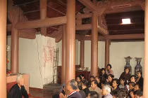 Đạo tràng tự phát: nên hay không?