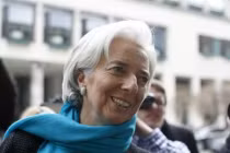 Vì sao cảnh sát khám nhà Tổng giám đốc IMF?