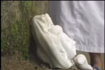 Tượng phật bị chặt đầu ở Bình Phước 