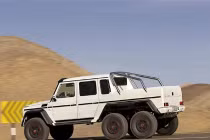 Soi “quái thú” 6 bánh sắp trình làng của Mercedes