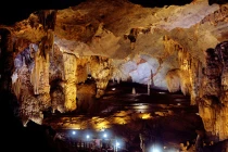 Những sự trùng hợp kỳ lạ ở Hang Tám Cô