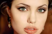 “Bói” vận thế tốt xấu qua hình dáng lông mày 