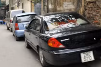 Hà Nội “ép” người đi xe ôtô phải phạm luật?