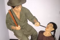 Đòn tra tấn tù nhân cộng sản “cực” man rợ