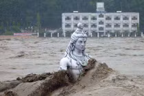 Ít nhất 5.000 người chết bởi lũ lụt ở Ấn Độ