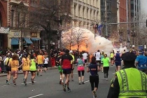 Ảnh đánh bom khủng bố 100 người thương vong tại marathon Boston