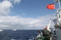 Biển Đông: Tàu cá TQ đi trước, tàu chiến theo sau