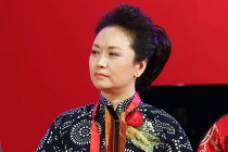 Đệ nhất phu nhân Bành Lệ Viện: “Michelle Obama của Trung Quốc”