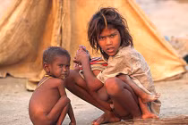 Vấn nạn trẻ em không có giấy khai sinh ở Indonesia 