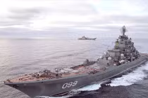 Hé lộ chiến hạm “khủng” ngang tàu sân bay của Nga 