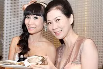 Diễm Hương gây bất ngờ với nhan sắc không tuổi