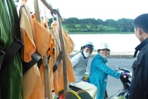 Trang phục CSGT, công an nhái lên Đà Lạt