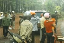 Bị sét đánh chết khi nghe điện thoại