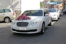 Mổ xẻ siêu xế rước dâu 10 tỷ của chồng Jennifer Phạm