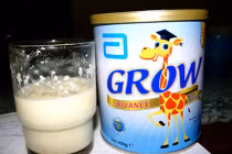 Sữa Abbott dồn dập dính “phốt” chất lượng tại VN