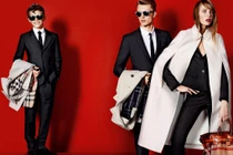 Ngắm trọn bộ hình con trai Beckham làm “siêu mẫu“