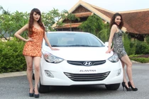 “Soi” từng chi tiết Elantra thế hệ 5 giá 700 triệu đồng