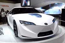 Toyota “trúng đậm” nhờ dòng xe hybrid 