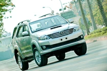 Có nên mua Toyota Fortuner 2013... giá 1 tỷ đồng?