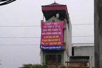 Độc chiêu khủng bố con nợ “có 1 không 2“