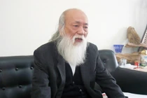 PGS Văn Như Cương: 'Tôi từng đuổi HS nói bậy trên Facebook'